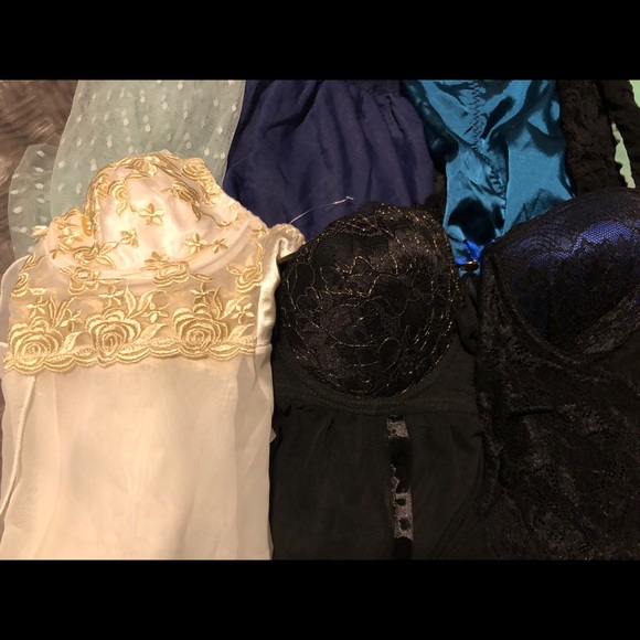 Lingerie - Picture 5 of 5